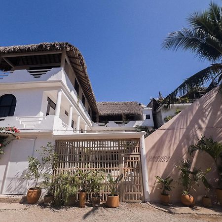 La Punta Rooms Brisas de Zicatela Luaran gambar