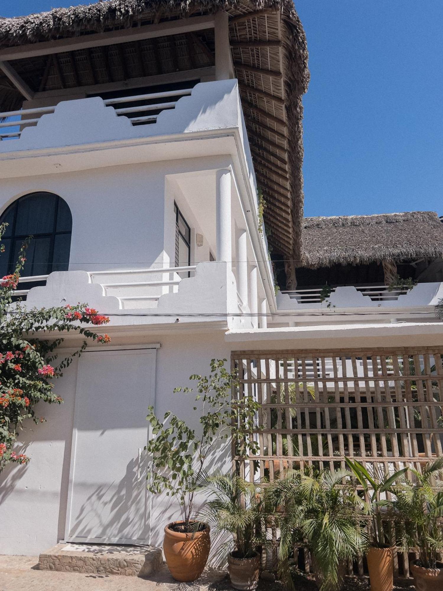 La Punta Rooms Brisas de Zicatela Luaran gambar